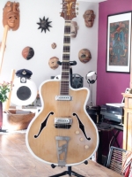 Royal Jacobacci de 1959 avec les micro RV Tonemaster remontés (photo publiée avec l\'aimable autorisation du client)