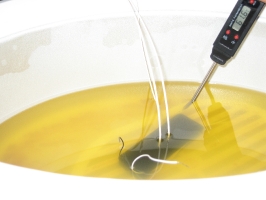 contrôle température bain de cire pendant le paraffinage d\'une bobine